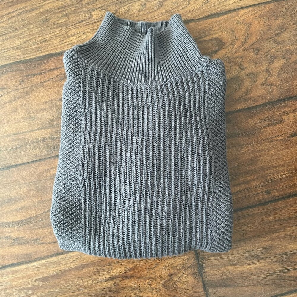 Tahari Sweater